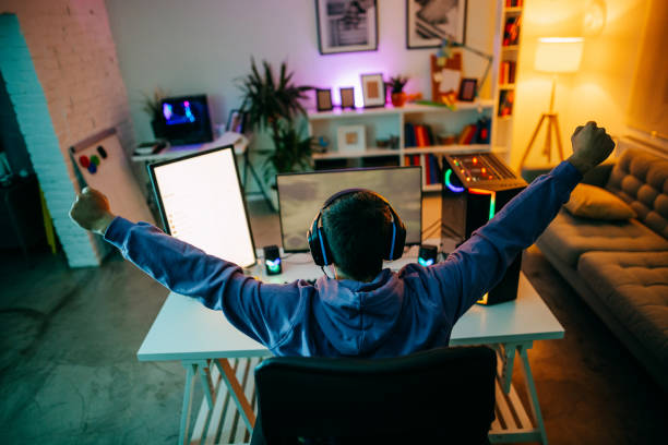 The Relationship Between Creativity and Online Gaming